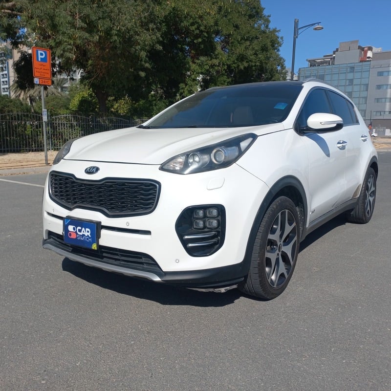 Used 2017 Kia Sportage for sale in Dubai