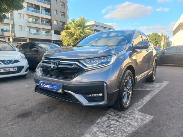 Used 2022 Honda CR-V for sale in Dubai