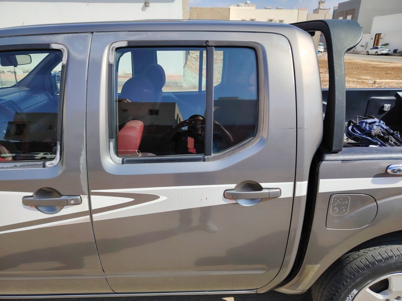 Used 2014 Nissan Navara for sale in Jeddah