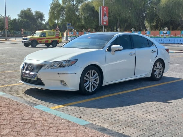 Used 2014 Lexus ES350 for sale in Abu Dhabi