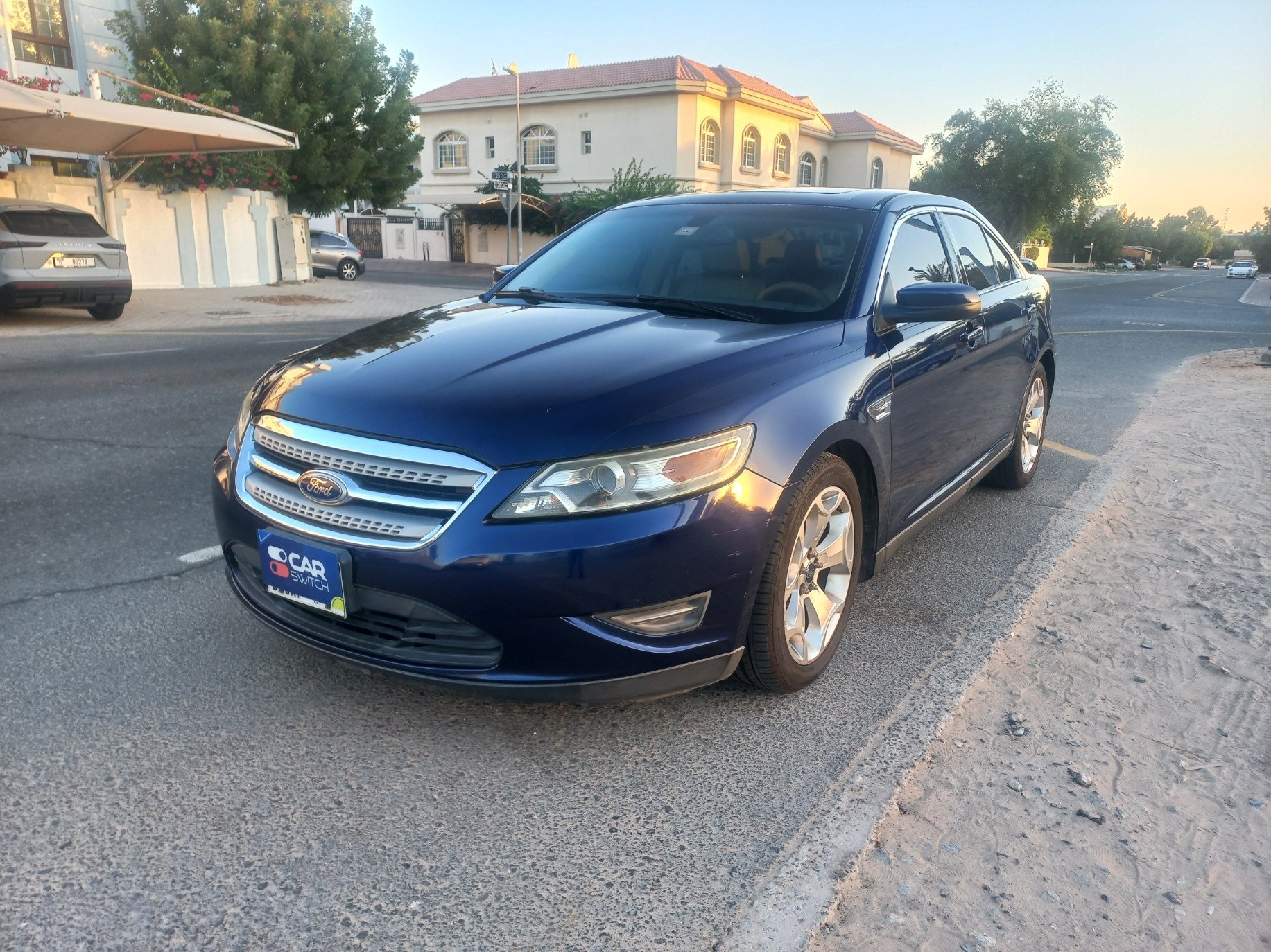 Used 2011 Ford Taurus for sale in Dubai