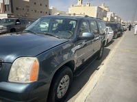 Used 2008 GMC Yukon for sale in Jeddah