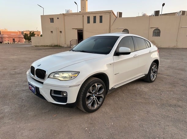 مستعمله 2013 بي ام دبليو X6 للبيع فى الرياض