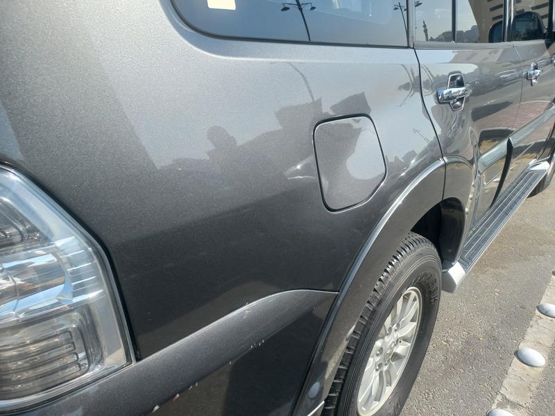 Used 2013 Mitsubishi Pajero for sale in Dubai