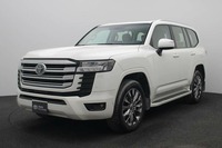 Used 2022 Toyota Land Cruiser for sale in Dubai