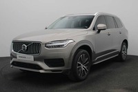 Used 2022 Volvo XC90 for sale in Dubai