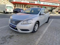 Used 2016 Nissan Sentra for sale in Dubai