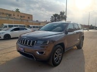 Used 2019 Jeep Grand Cherokee for sale in Riyadh