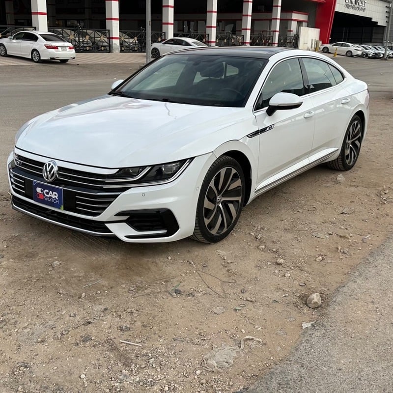 Used 2018 Volkswagen Arteon for sale in Riyadh