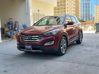 Used 2014 Hyundai Santa Fe for sale in Dubai