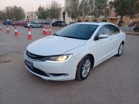 Chrysler 200
