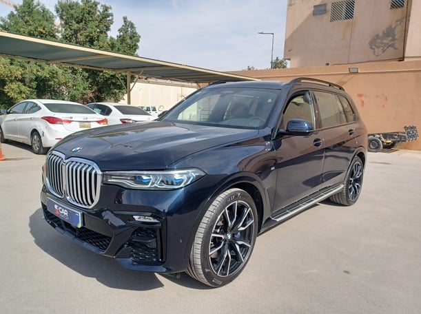 Used 2022 BMW X7 for sale in Riyadh