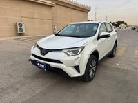 Used 2018 Toyota RAV 4 for sale in Riyadh