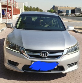 Honda Accord Used 2013 Honda Accord for sale in Dubai