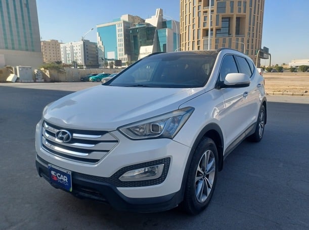 Used 2016 Hyundai Santa Fe for sale in Riyadh