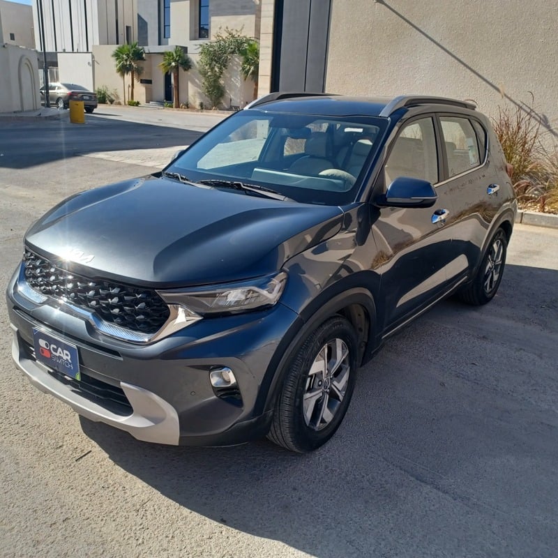 Used 2022 Kia Sonet for sale in Riyadh