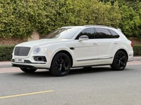 Used 2018 Bentley Bentayga for sale in Dubai