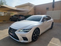 مستعمله 2022 لكزس LS350 للبيع فى الرياض