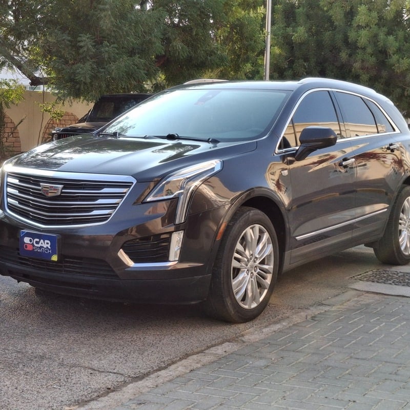 Used 2017 Cadillac XT5 for sale in Dubai