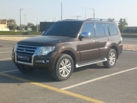 Used 2018 Mitsubishi Pajero for sale in Abu Dhabi