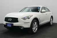 مستعمله 2018 انفنتي QX70 للبيع فى دبي