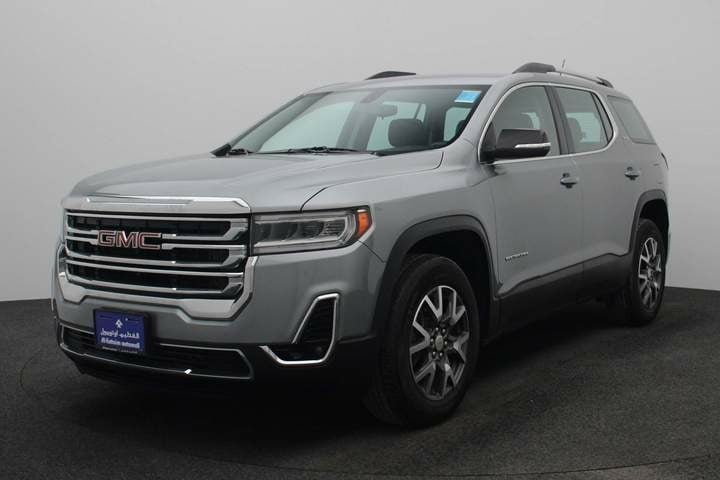 Used 2023 GMC Acadia for sale in Dubai