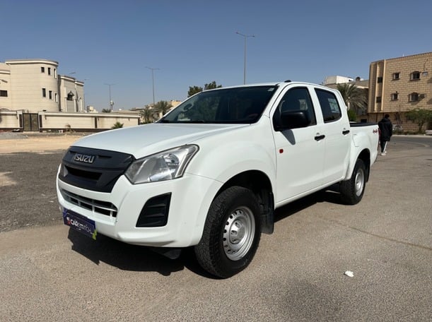 مستعمله 2020 ايسوزو D-Max للبيع فى الرياض