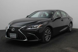 Lexus ES350 Used 2023 Lexus ES350 for sale in Dubai
