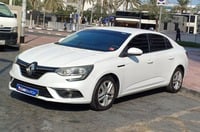 Used 2018 Renault Megane for sale in Dubai