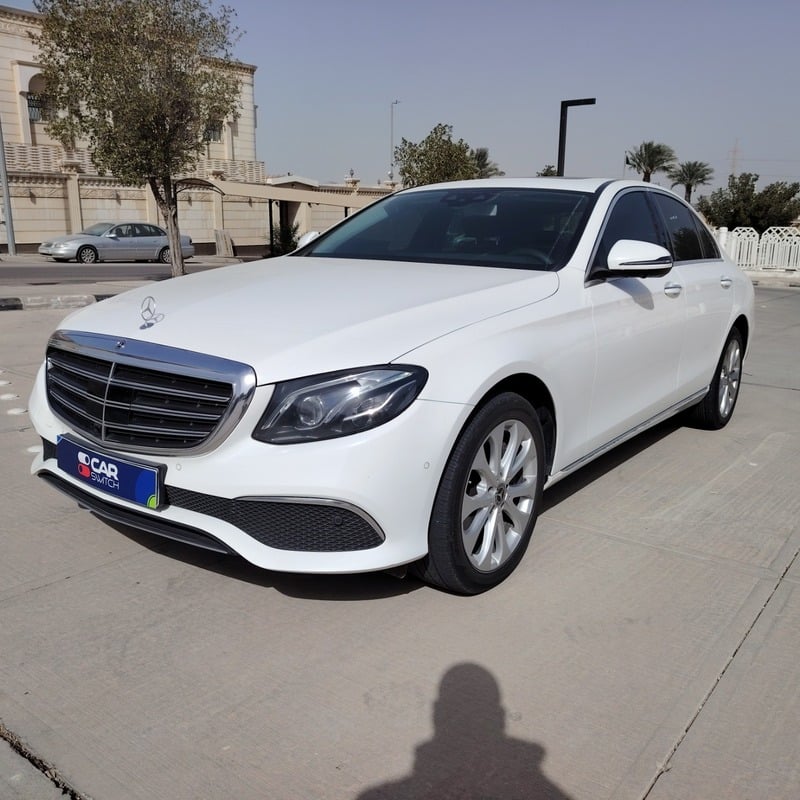 Used 2020 Mercedes E300 for sale in Al Khobar