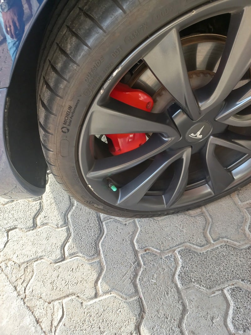 Used 2020 Tesla Model 3 for sale in Abu Dhabi