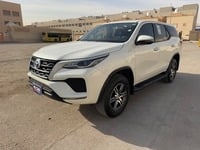 Used 2021 Toyota Fortuner for sale in Riyadh