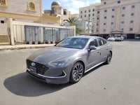 Used 2022 Hyundai Sonata for sale in Jeddah