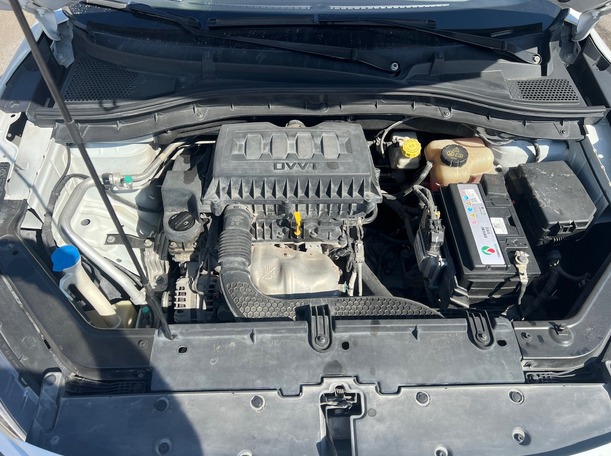 Car image 24