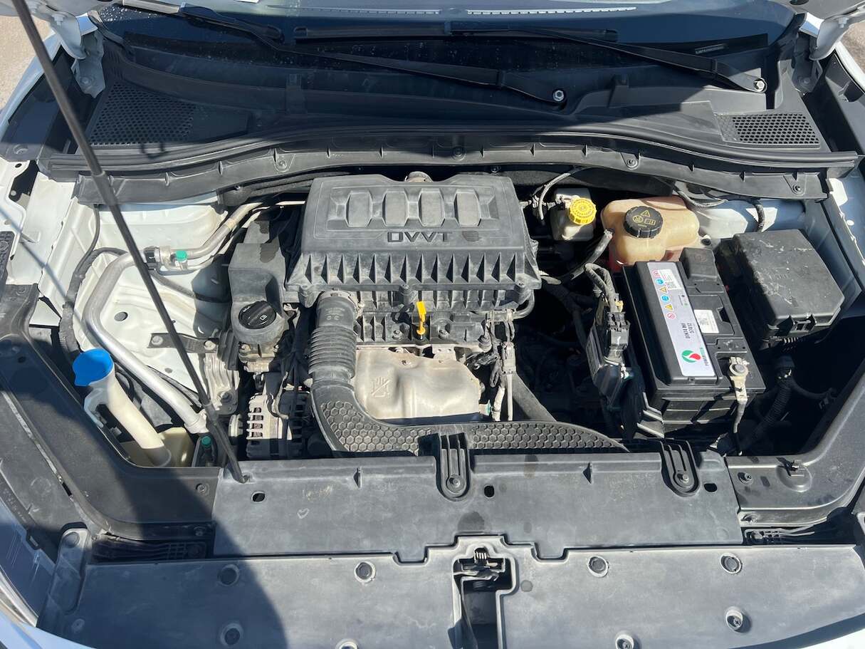 Car image 24
