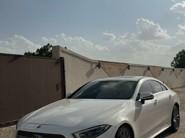 Used 2019 Mercedes CLS450 for sale in Dubai