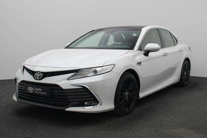 Used 2024 Toyota Camry for sale in Sharjah