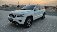 Used 2015 Jeep Grand Cherokee for sale in Ajman