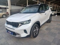 Used 2023 Kia Sonet for sale in Riyadh