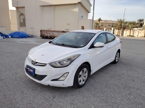 Used 2014 Hyundai Elantra for sale in Dammam