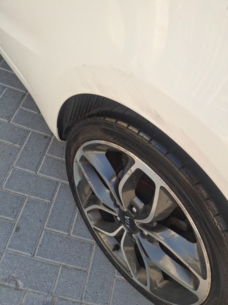 Used 2014 Kia Cerato for sale in Dubai