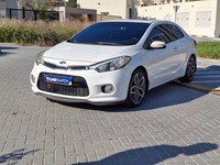 Used 2014 Kia Cerato for sale in Dubai