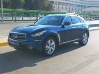 مستعمله 2014 انفنتي QX70 للبيع فى أبوظبي