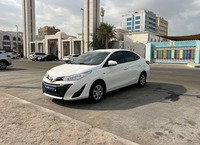 Used 2019 Toyota Yaris for sale in Abu Dhabi