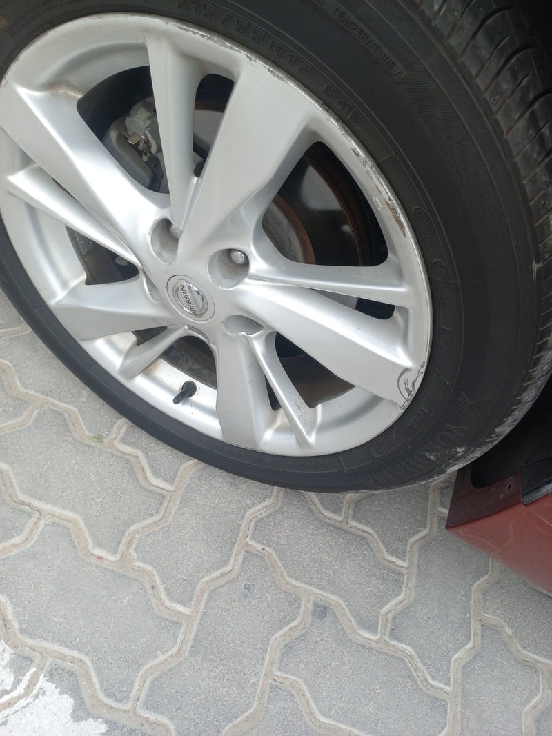 Used 2014 Nissan Altima for sale in Abu Dhabi