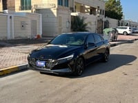 Used 2022 Hyundai Elantra for sale in Abu Dhabi