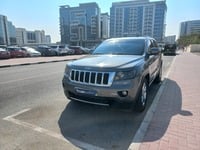 Used 2013 Jeep Grand Cherokee for sale in Dubai