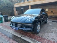 Used 2019 Porsche Cayenne for sale in Dubai