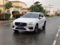 Used 2019 Volvo XC60 for sale in Dubai