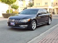 Used 2015 Volkswagen Passat for sale in Dubai